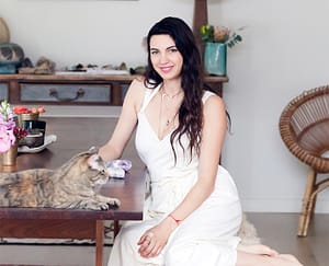 Shiva Rose | Daily Ayurvedic Rituals: Connecting The Healing Power of Our Natural World Through 5 Senses