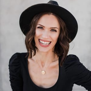 Ashleigh Di Lello | How To Break LIMITING Beliefs: Becoming The Master of YOUR Mind + Purpose
