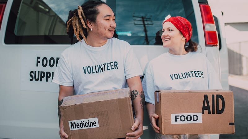 5 Ways Giving Back is Good for Your Mental Health