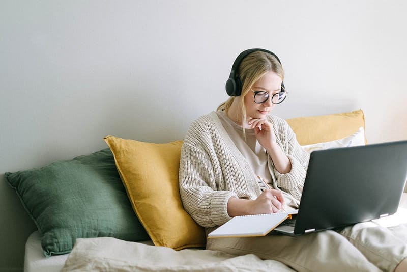 How Working from Home Affects Your Physical Health - 3 Tips to Combat The Health Risks